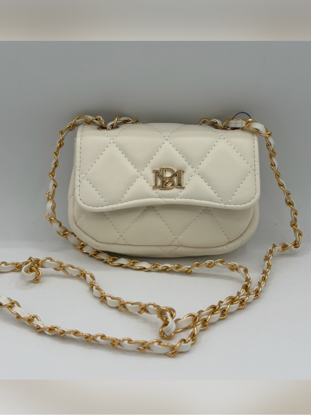 Badgley Mischka Quilted Cream Crossbody with Gold Chain